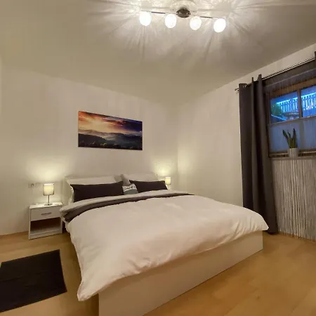 Tribus Apartman Hart im Zillertal